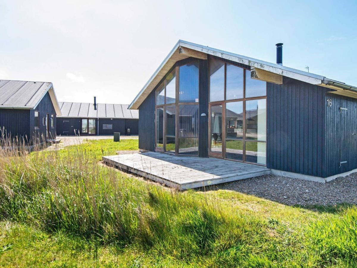 8 Person Holiday Home In Ulfborg Exteriör bild